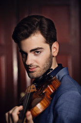 Emmanuel Tjeknavorian, Foto: Uwe Arens