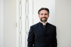 Florian Csizmadia ist einer der Dirigenten, die sich im öffentlichen Konzert präsentieren. Foto: Peter van Heesen