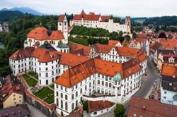 Luftbild Füssen: Kloster, Kirche St. Mang und Hohes Schloss, Foto: Robert Klinger