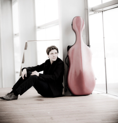 Maximilian Hornung, Foto: Marco Borggreve