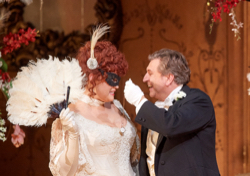 Rachel Willis-Soerensen und Andreas Schager in Die Fledermaus, Foto: Wiener Staatsoper Michael Poehn