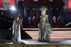 Szene aus Puccinis Turandot am Staatstheater Augsburg, Foto: Jan-Pieter Fuhr