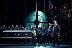 Szene aus Wagners Der fliegende Holländer an der Oper Chemnitz. Foto: Nasser Hashemi