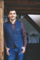 Valer Sabadus, Foto: Schneider Photography